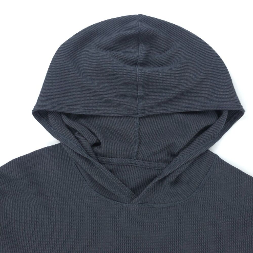 VUORI Waffle Hoodie Navy Long Sleeve Pullover Athleisure Minimal Sporty Beachy - Picture 3 of 11